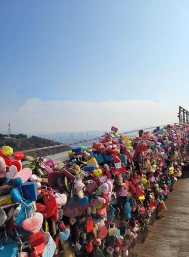 韩国留学旅游胜地南山塔