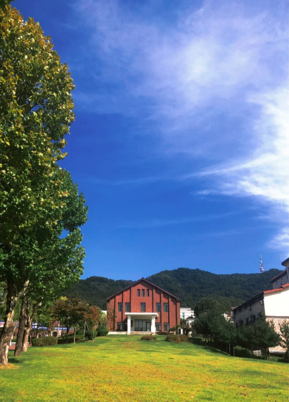 韩国留学清州大学1年制专插本艺术与时装设计专业，需要满足哪些申请条件？