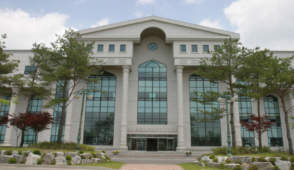 信韩大学简章图.png